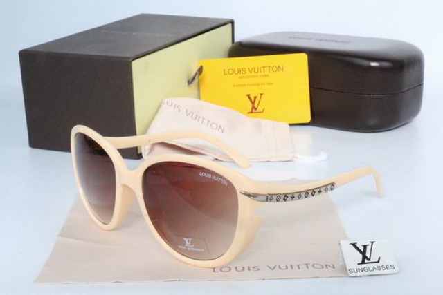 Iv Boutique Sunglasses 012